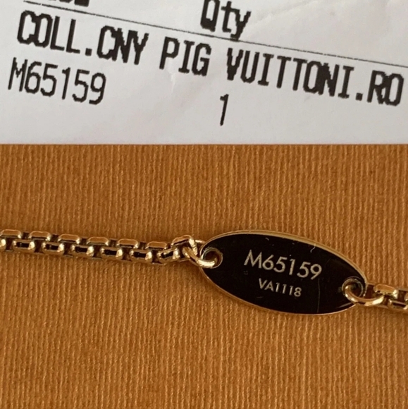Louis Vuitton Vuittonite Pig Necklace - Picture 9 of 9